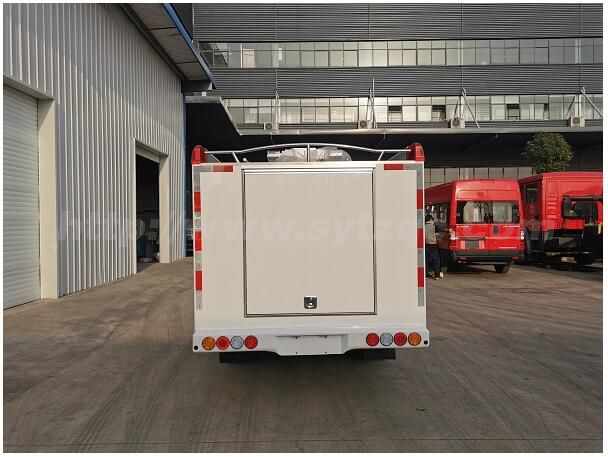 五十铃消防指挥车