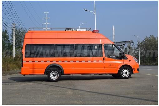 森林消防运兵车